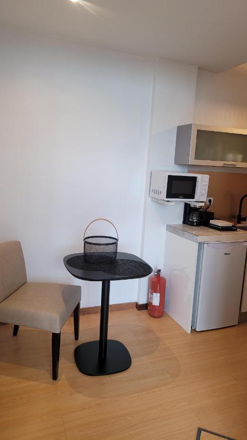 Appartamento T1 - *